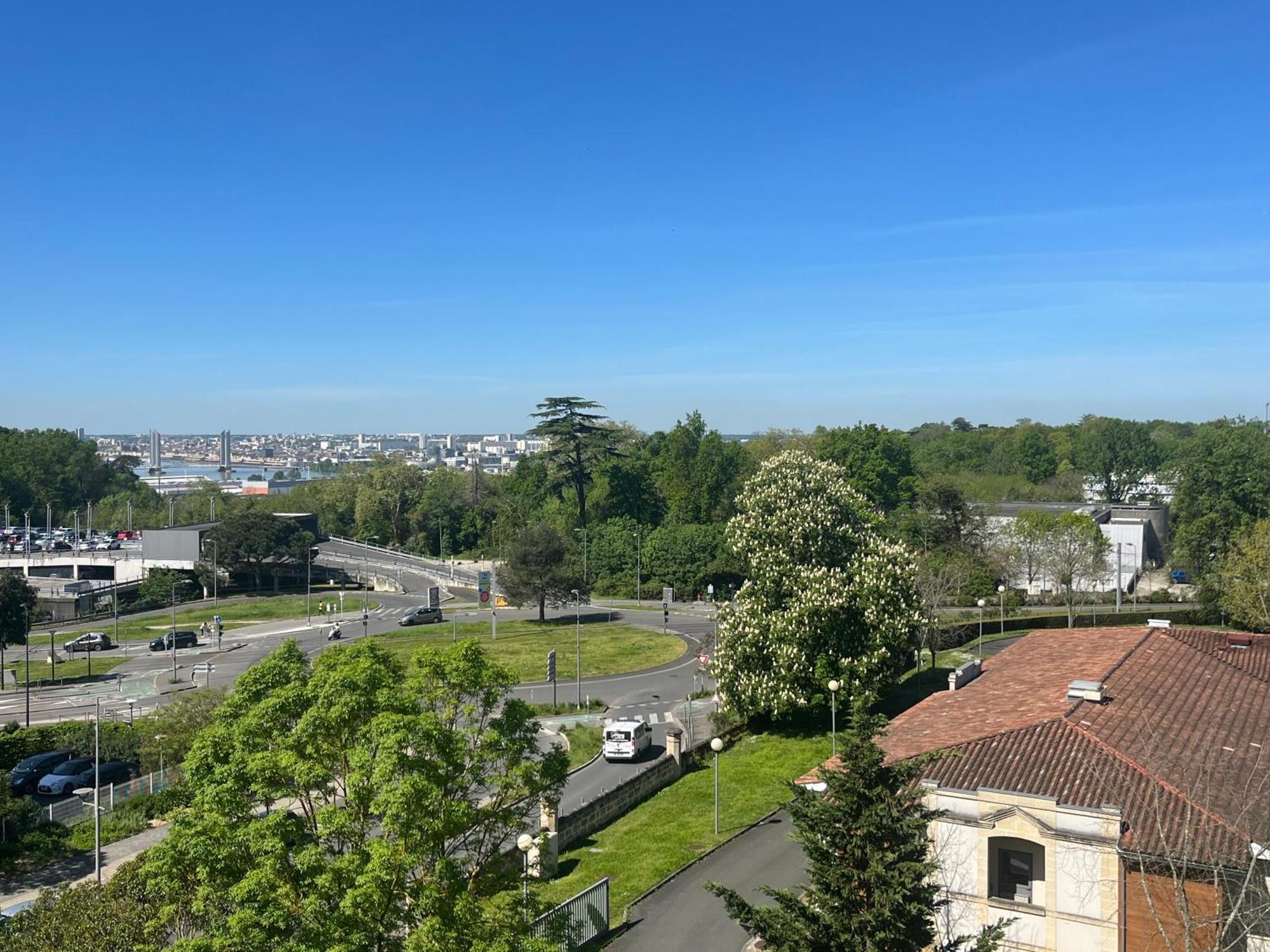 Le Panorama - Chaleureux Et Cosy - Proche Bordeaux Lägenhet Lormont Exteriör bild